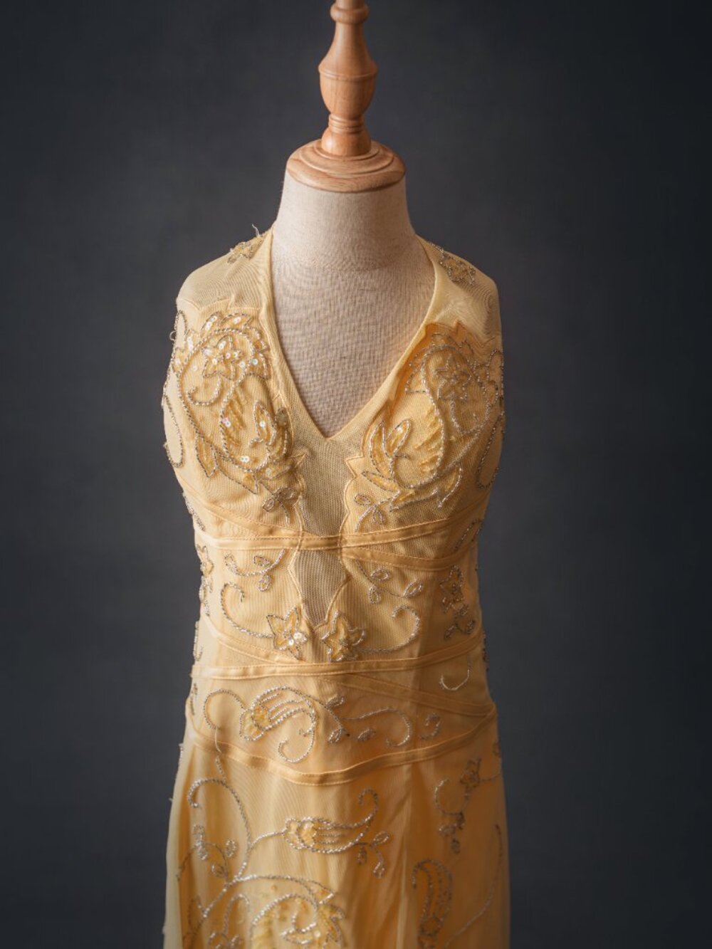 Cache Butter Yellow Beaded Mermaid Halter Dress, size M (6) - Picture 2 of 4